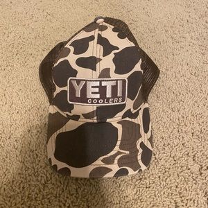 Yeti cooler camo mesh SnapBack